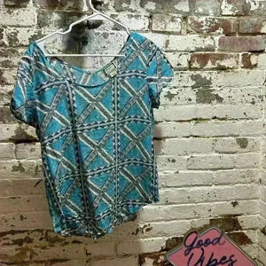 VINTAGE PETER DUNHAN FOR LUCKY BRAND v back short sleeve patterned shirt. small